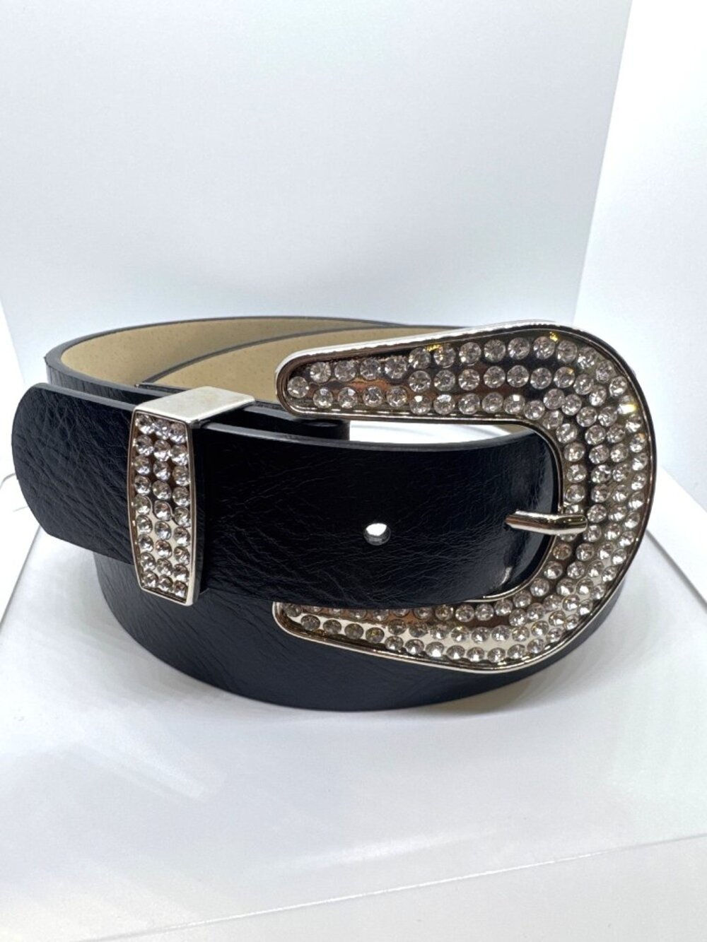 Vince Camuto Leather Belt 42 Rhinestone Buckle Western Cowgirl Nashville Style